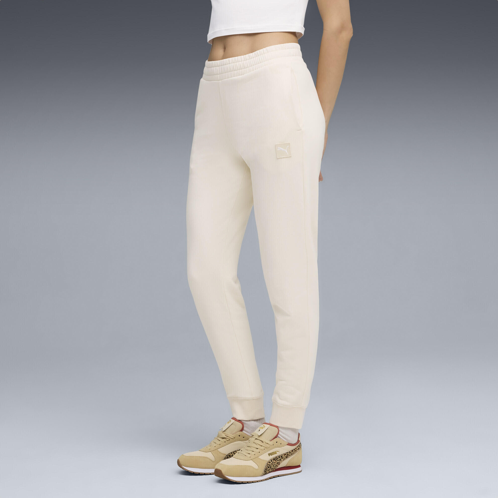 Damskie spodnie dresowe Essentials Elevated PUMA 2/7