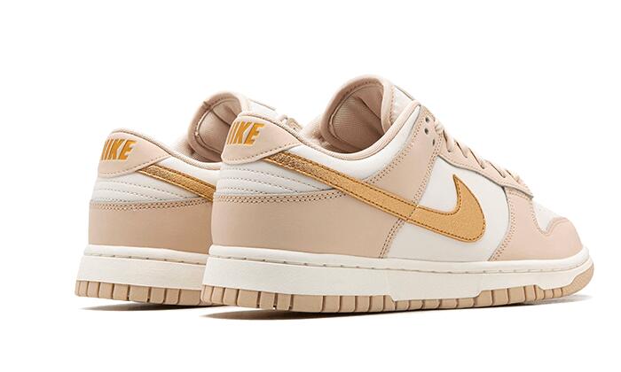 Dunk Low Phantom Metallic Gold 2/4