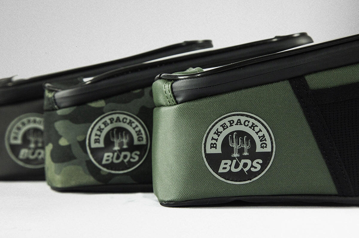 Bolsa de Quadro 1,5L Impermeável com Bolso Smartphone – Preto/Camo 5/5