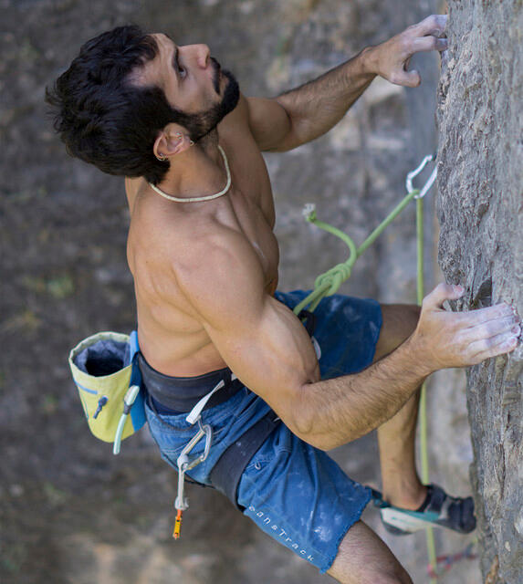 Pantaloni da arrampicata - Monte di trekking corto blu uomo 6/7
