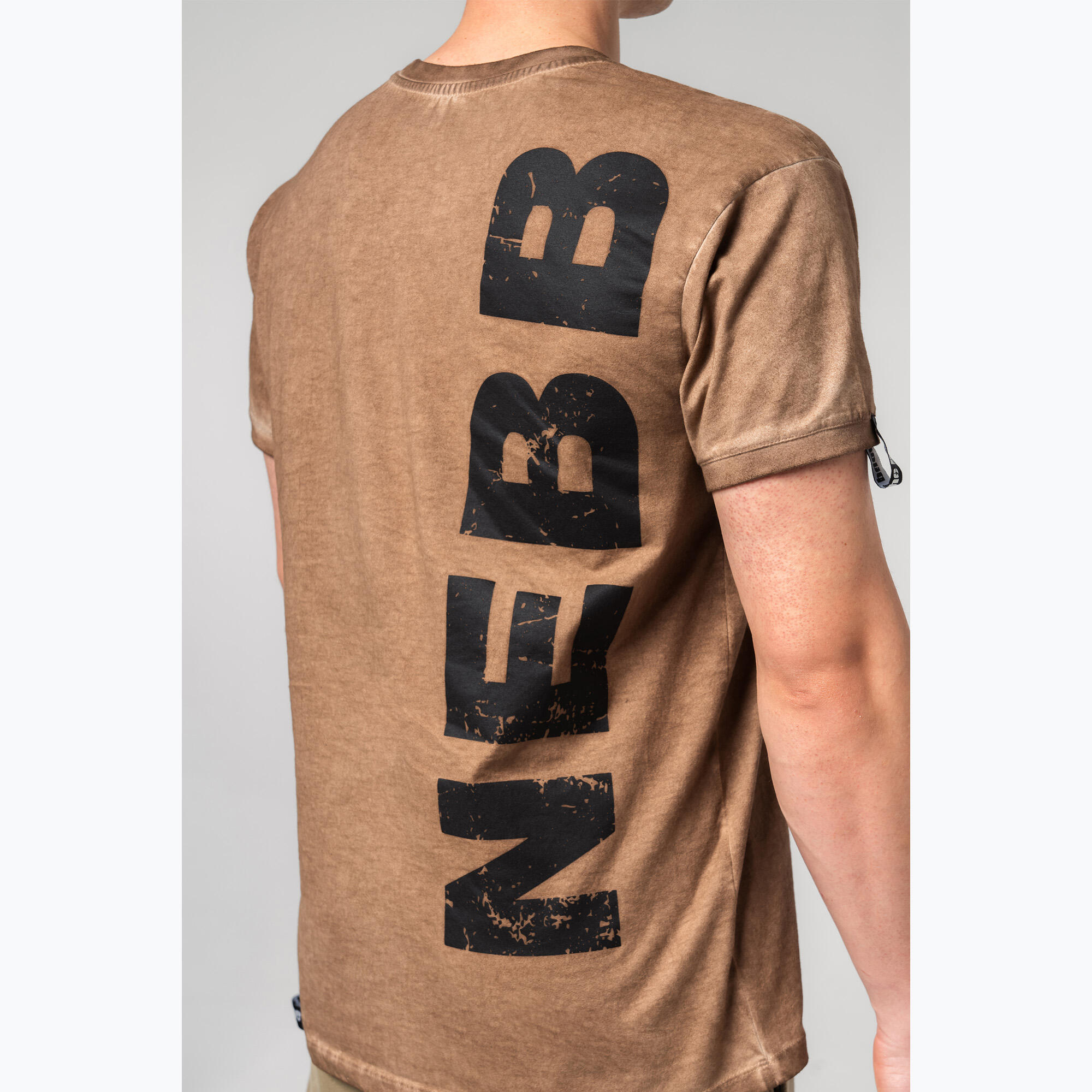 T-shirt d'entraînement homme NEBBIA Washed-Off Max Out 4/5