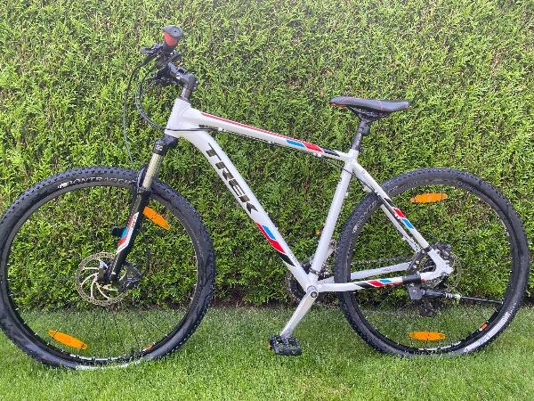 Tussen Particulieren - Witte Marlin 6 Trek 2/4