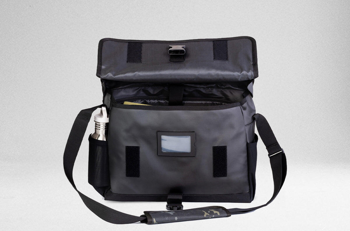 CITY BAG LIGHT - Sac coursier bandoulière water resistant - noir 2/7