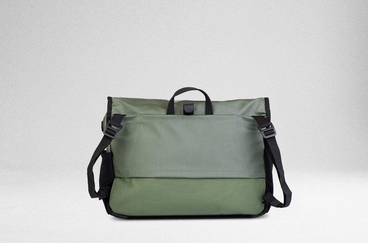 CITY BAG LIGHT - Sac coursier bandoulière water resistant - noir/kaki 3/7