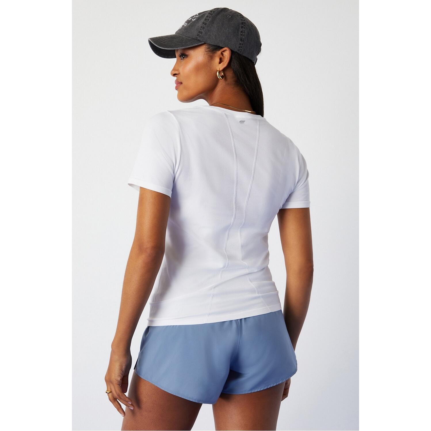 T-shirt femme Fabletics Feather Tech+ 2/5