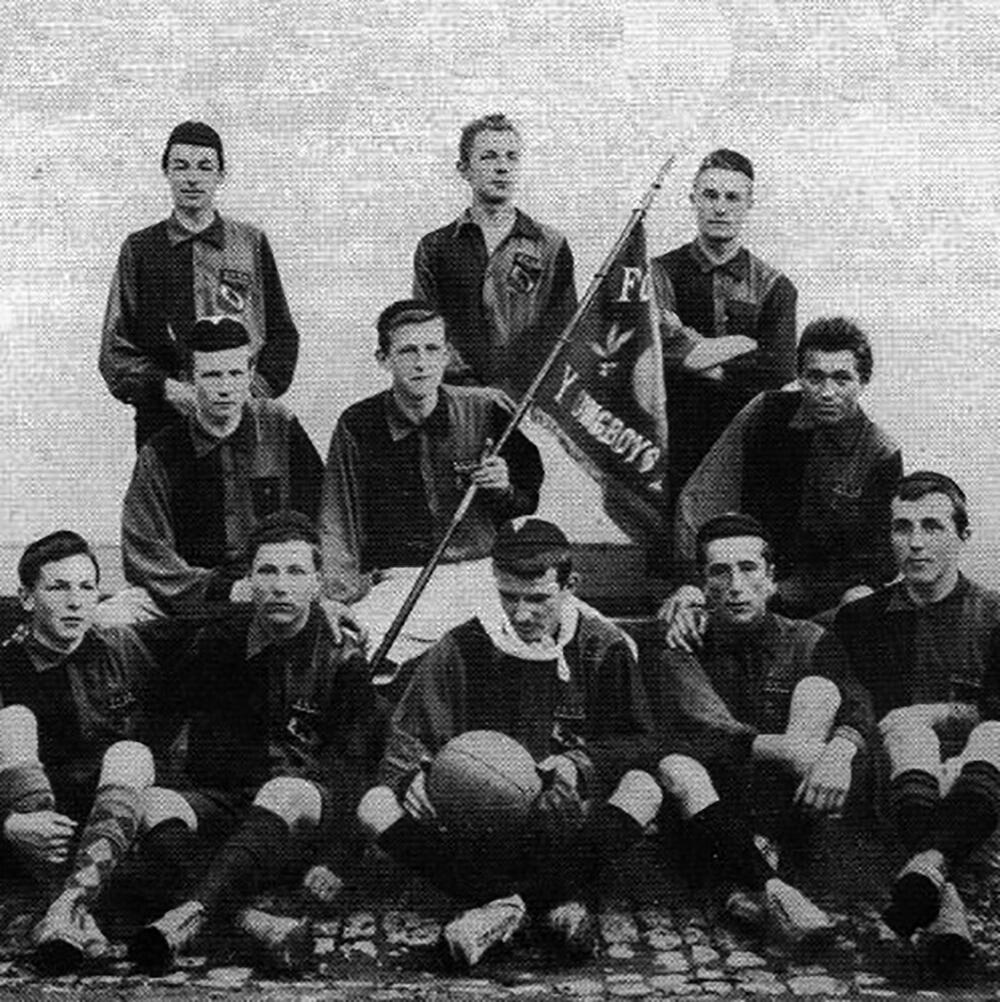 Camisola de futebol retro - adulto - bsc young boys 1900 - preto/amarelo
