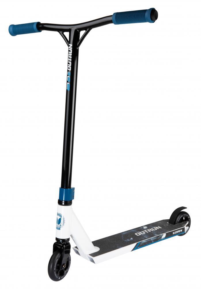 BLAZERPRO Outrun 2 Smoke Stunt Scooter