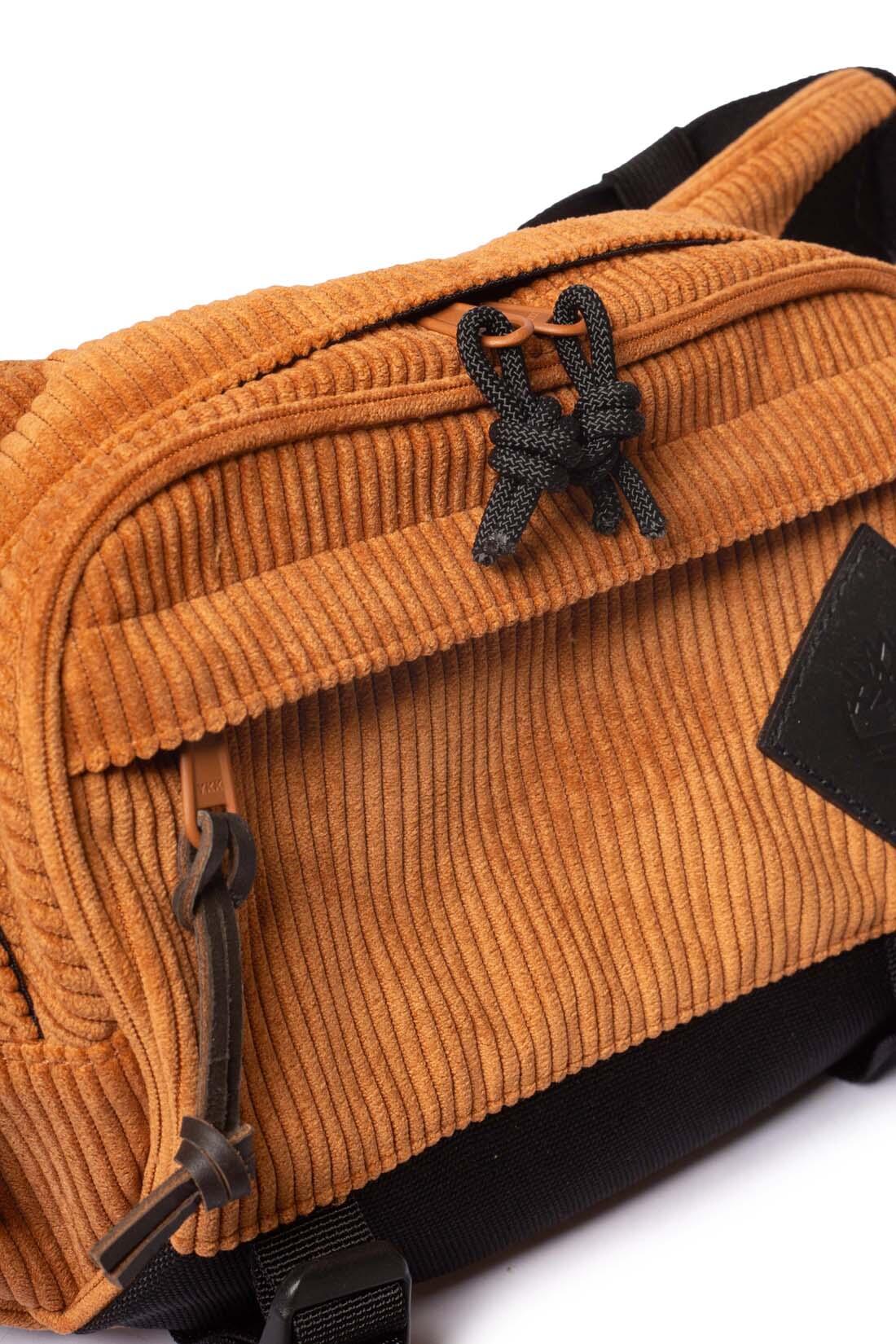 Marsupio unisex in velluto a coste con patch logo 4/6