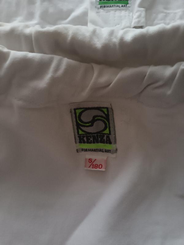 Tussen Particulieren - Karate kimono + ondersteuning voor borstbeschermin 2/3