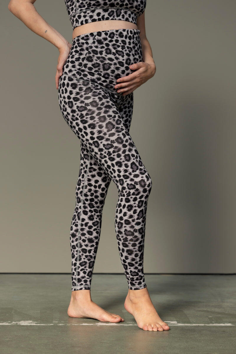 Maternity Leggings Leo Stone mit speziellem Umstands-Bund und hohem Tragekomfort 4/5