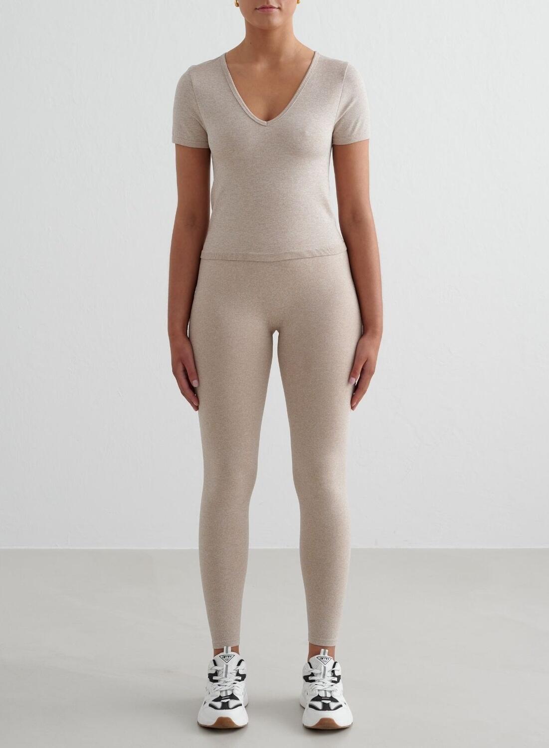 Femme T-shirt d'entraînement Sans coutures Sculptant Col en V Shape Beige chiné 3/5