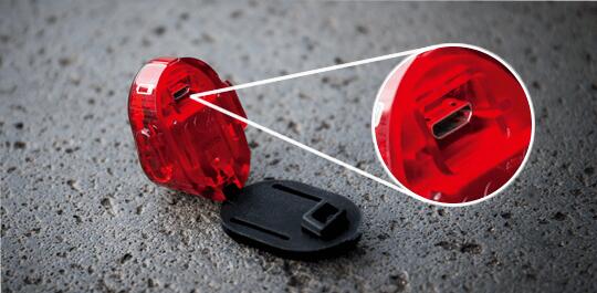 Luz trasera Sigma Nugget II USB con LED de Potencia - 15050 5/7
