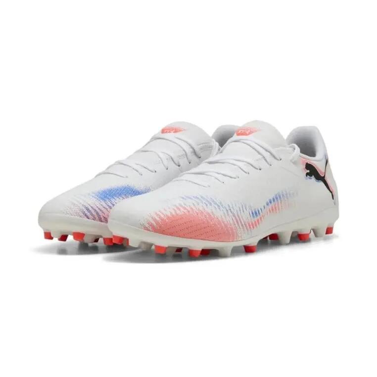 Soccer boots Puma model 108604-01 for unisex