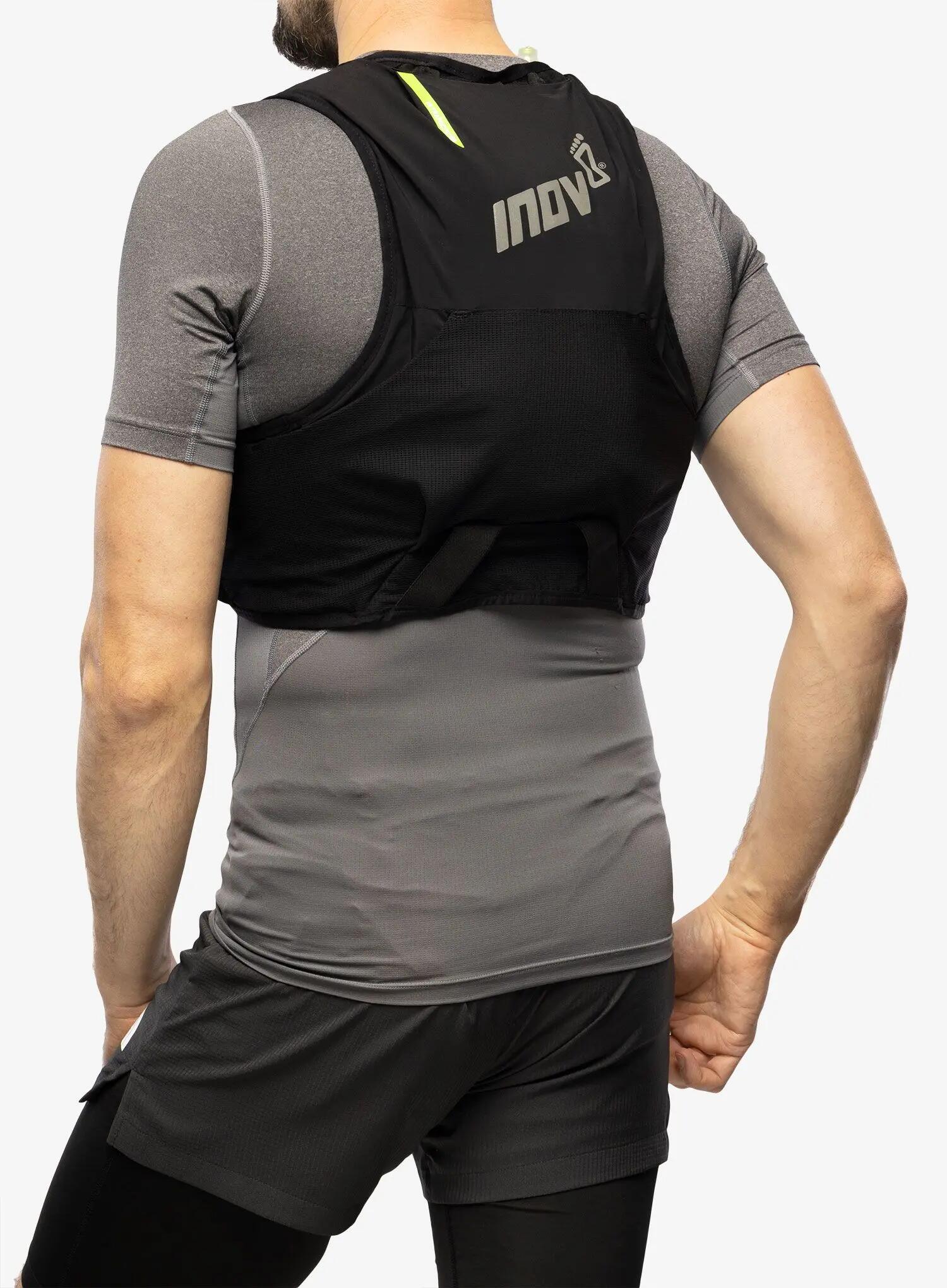Běžecká vesta Inov-8 Ultrapac Pro 8 2/7