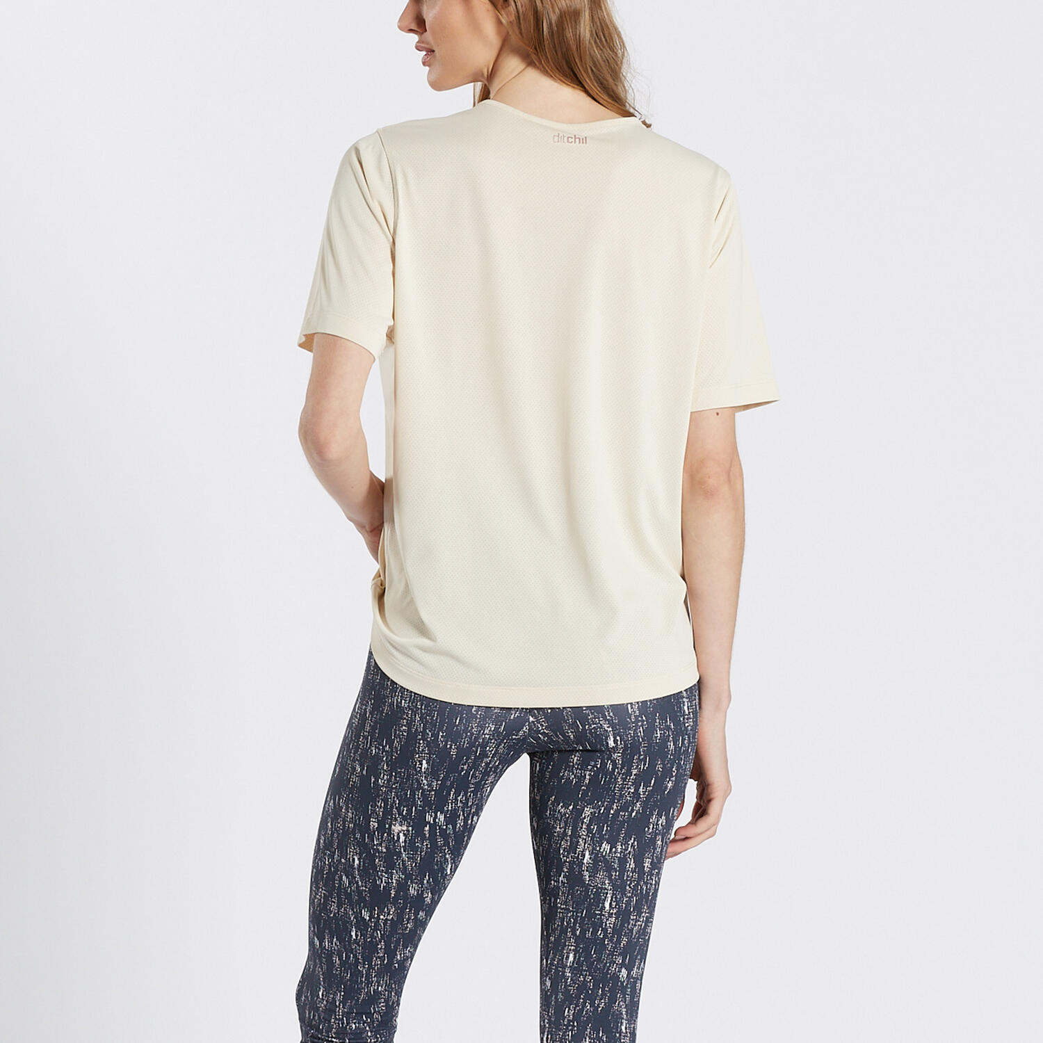 Camiseta Vibrant para mujer de Ditchil 2/4
