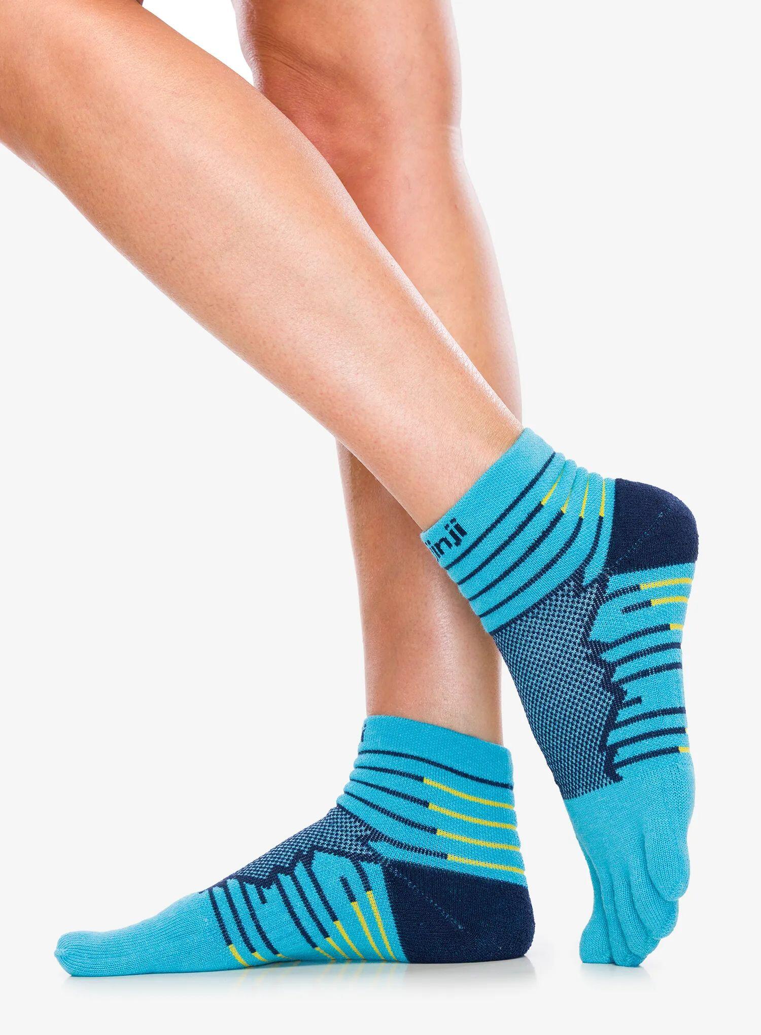 Injinji Men's Mid-Weight Ultra-Run Mini-Crew Toe Socks 5/6