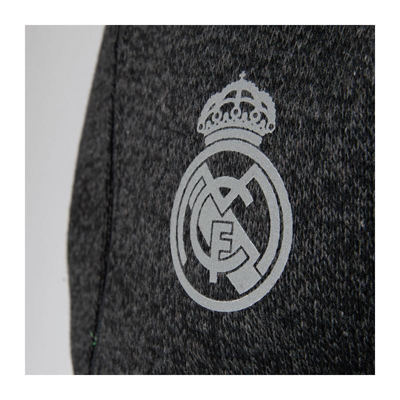 Il giubbotto tecnico preferito dai tifosi del Real Madrid 5/7