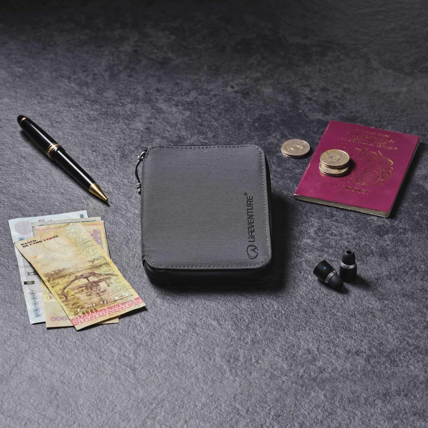 Кошелёк Lifeventure Recycled RFiD Mini Travel Wallet, серый — фото 5