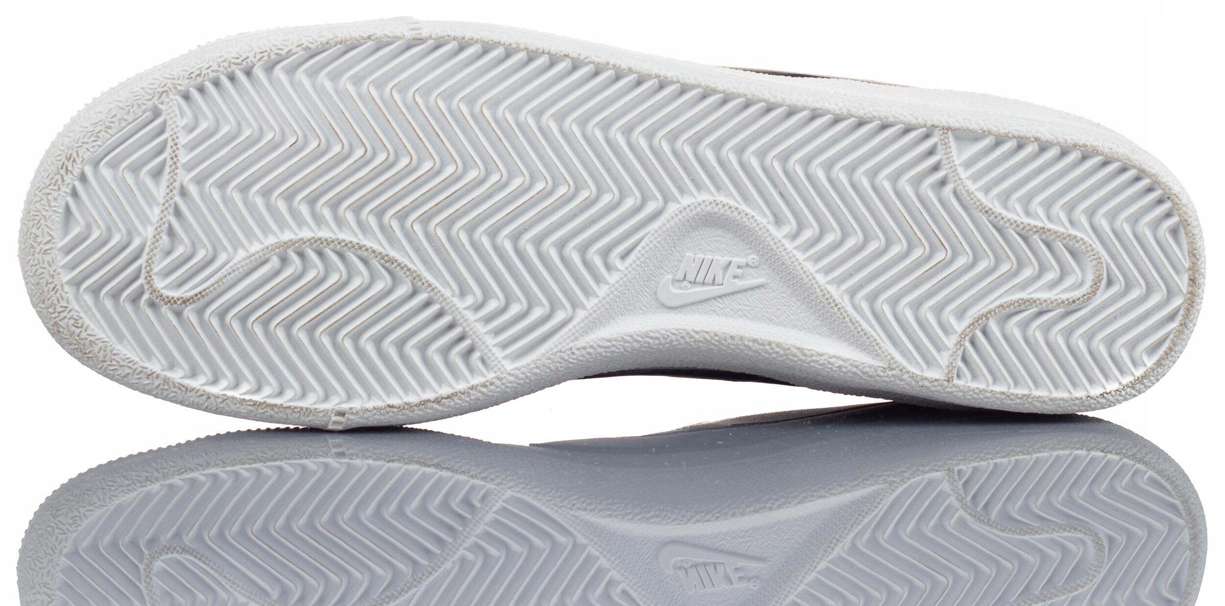 Chaussures De Sport Pour Hommes Nike Court Royale 5/7