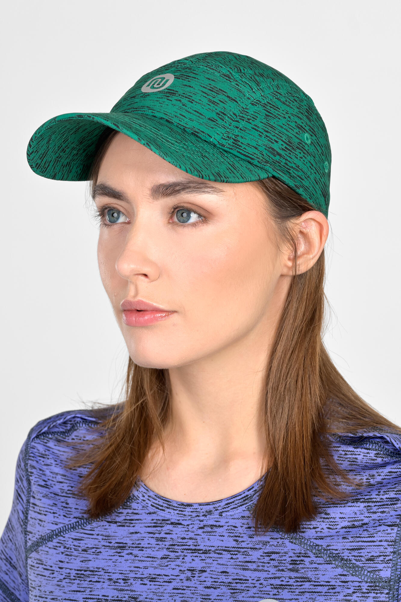 NESSI SPORTSWEAR picture
