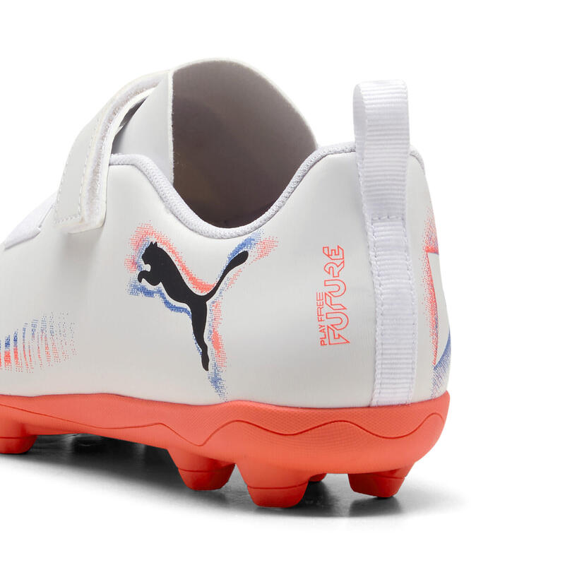 Dziecięce buty piłkarskie FUTURE 8 PLAY FG/AG PUMA White Black Glowing Red
