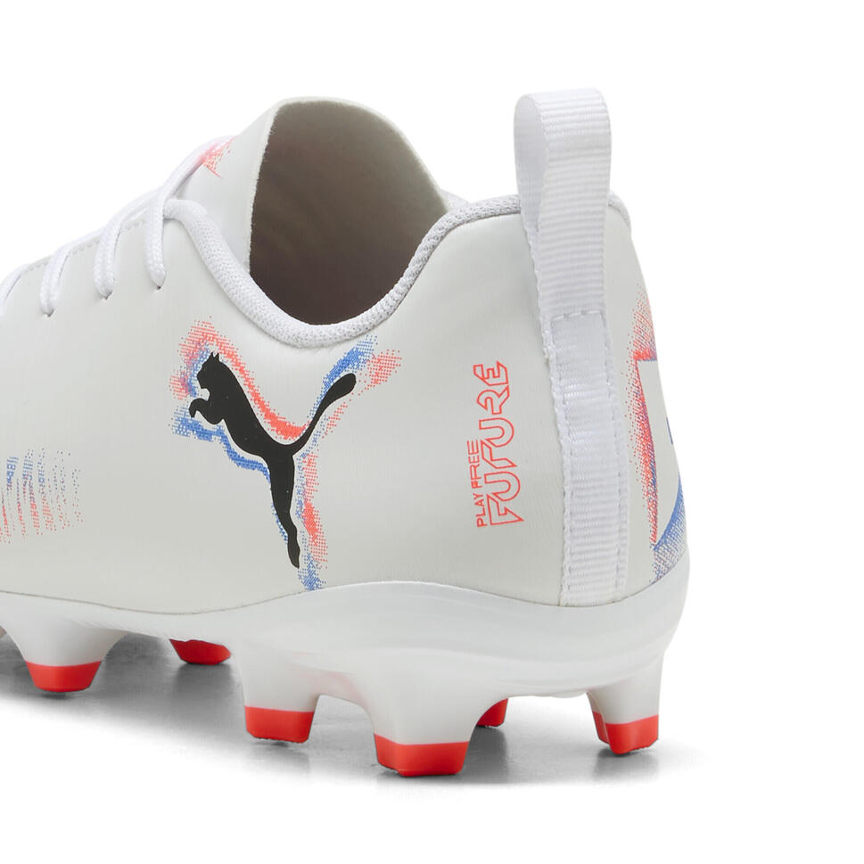 Młodzieżowe buty piłkarskie FUTURE 8 PLAY FG/AG PUMA White Black Glowing Red