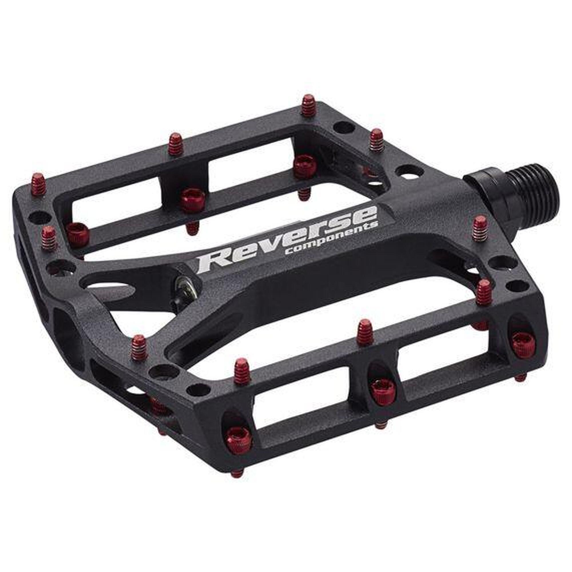 REVERSE Paire de Pédales BLACKONE Noir Rouge web only      10824€    REVERSE REVERSE Paire de Pédales BLACKONE Noir RougeVendu exclusivement en ligne   