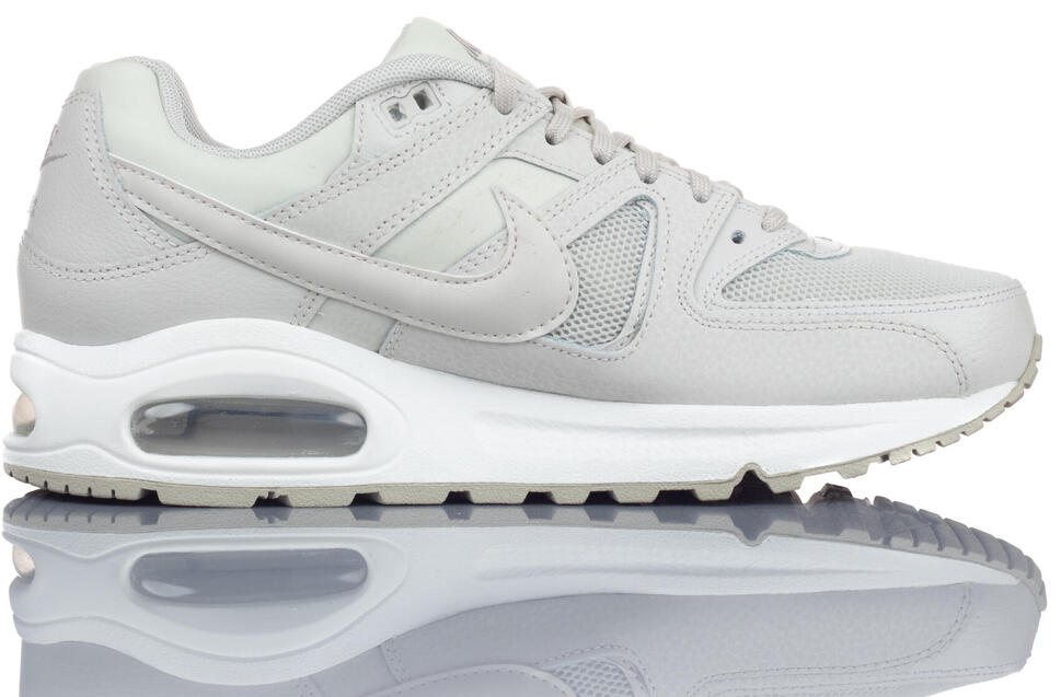 Buty sportowe damskie Nike Air Max Command
