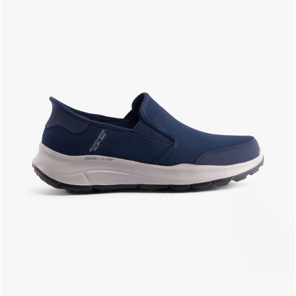 SKECHERS picture