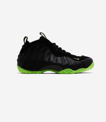 Nike Air Foamposite One Black Volt