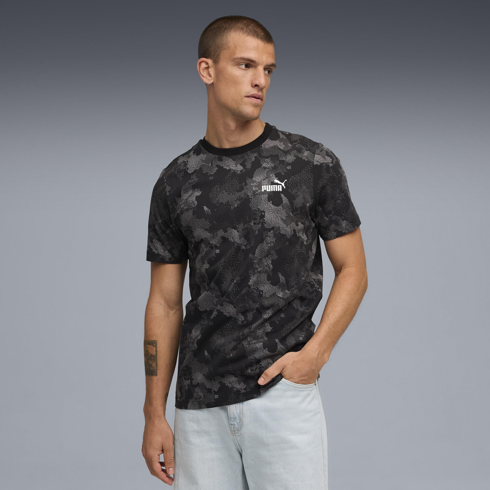 T-shirt fitness homem padrão camuflado Essentials Camo PUMA 2/7