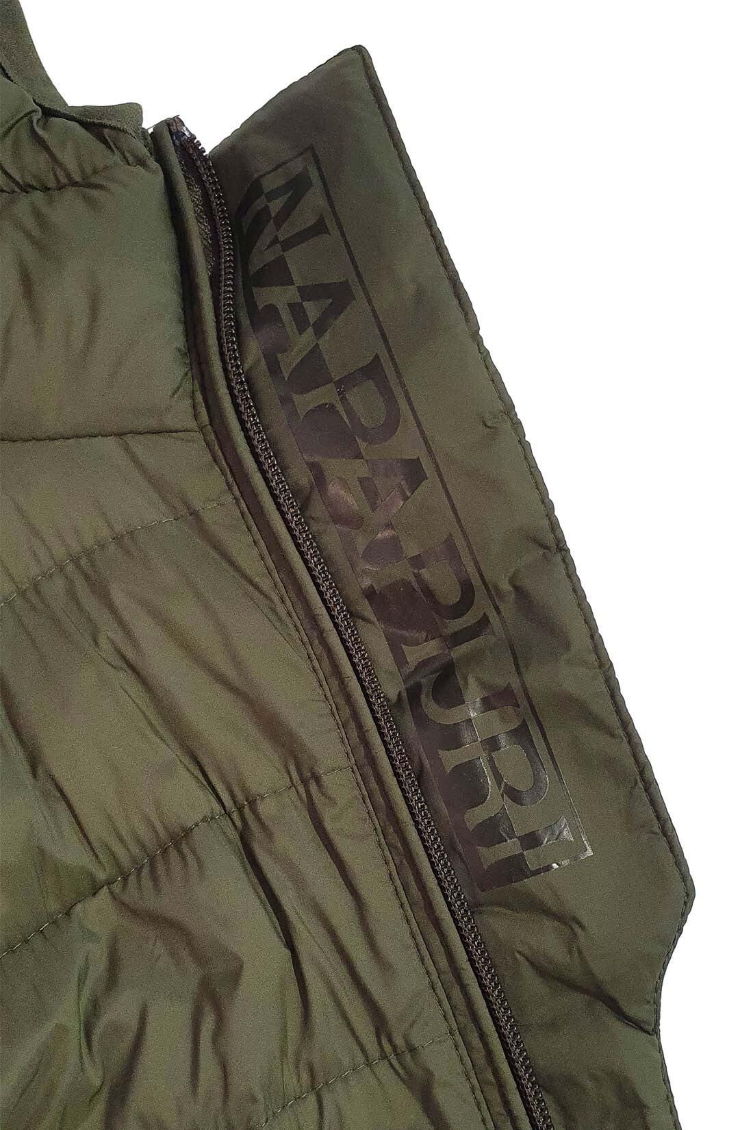 Piumino uomo regular con cappuccio 4/6