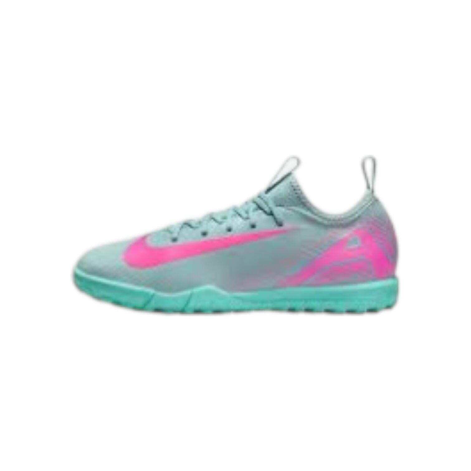 Nike Jr. Zoom Vapor 16 Academy TF – Chuteiras de futebol para gramado infantil 2/3