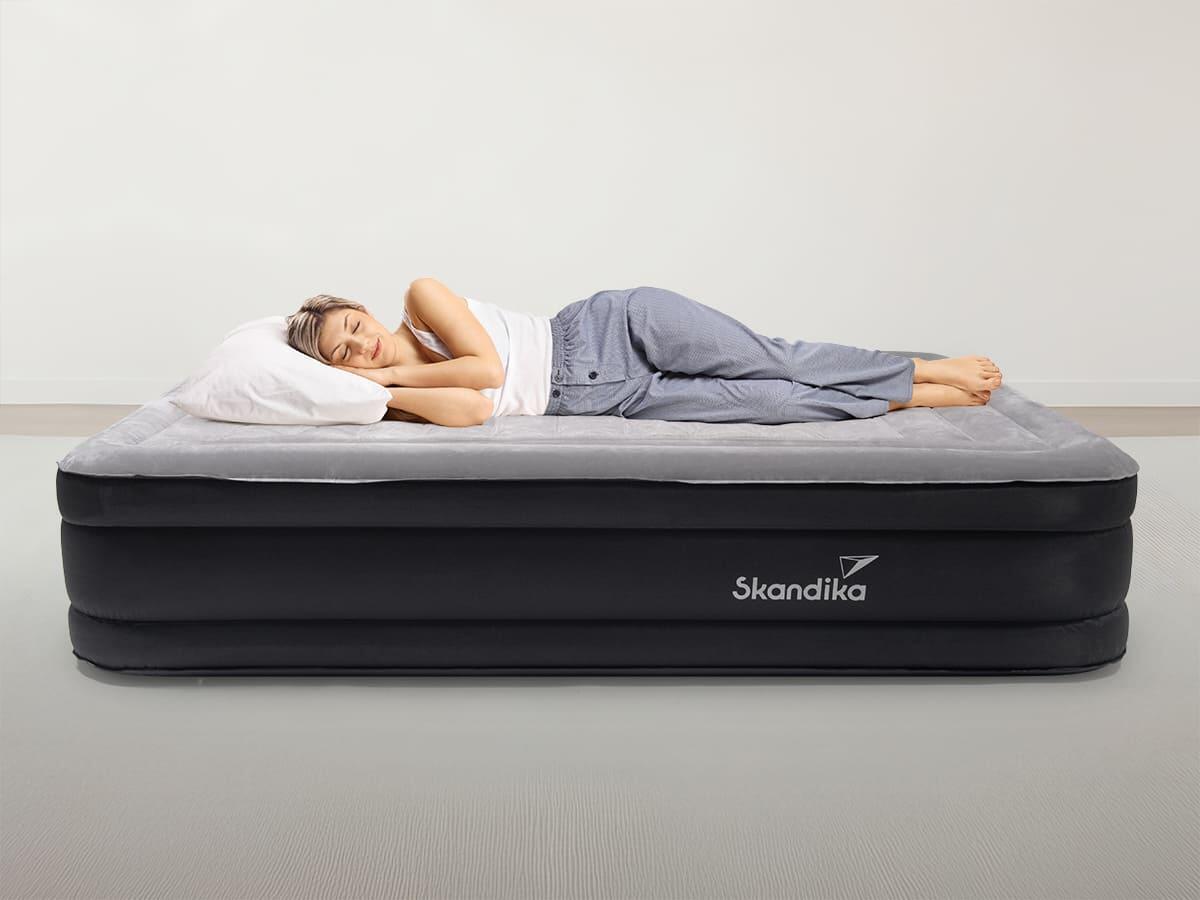 Luchtmatras voor in de auto - tweepersoons opblaasbaar bed - automatras Luchtmatras voor in de auto - tweepersoons opblaasbaar bed - automatras