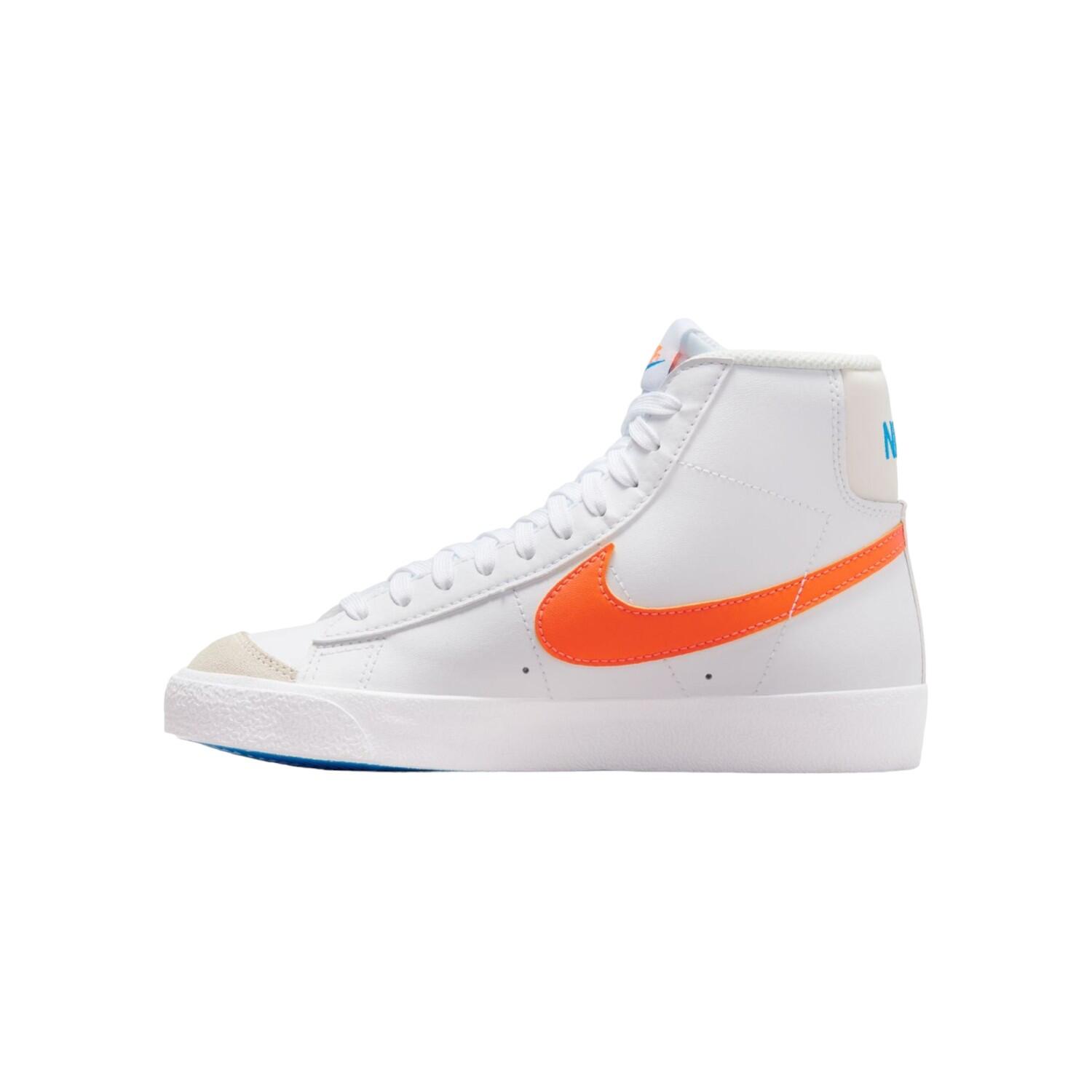 Nike Blazer Mid '77 – Tênis Vintage com Detalhes Coloridos 2/3