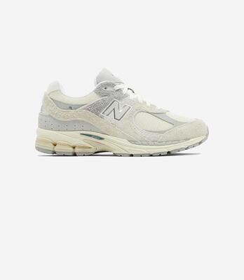 New Balance 2002R Linen