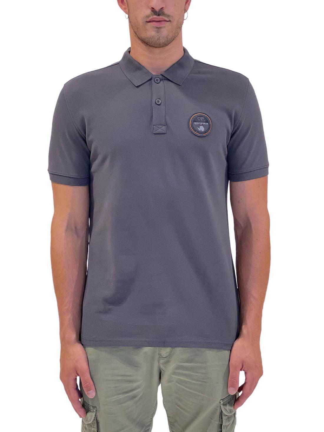 Polo uomo con badge logo 2/5