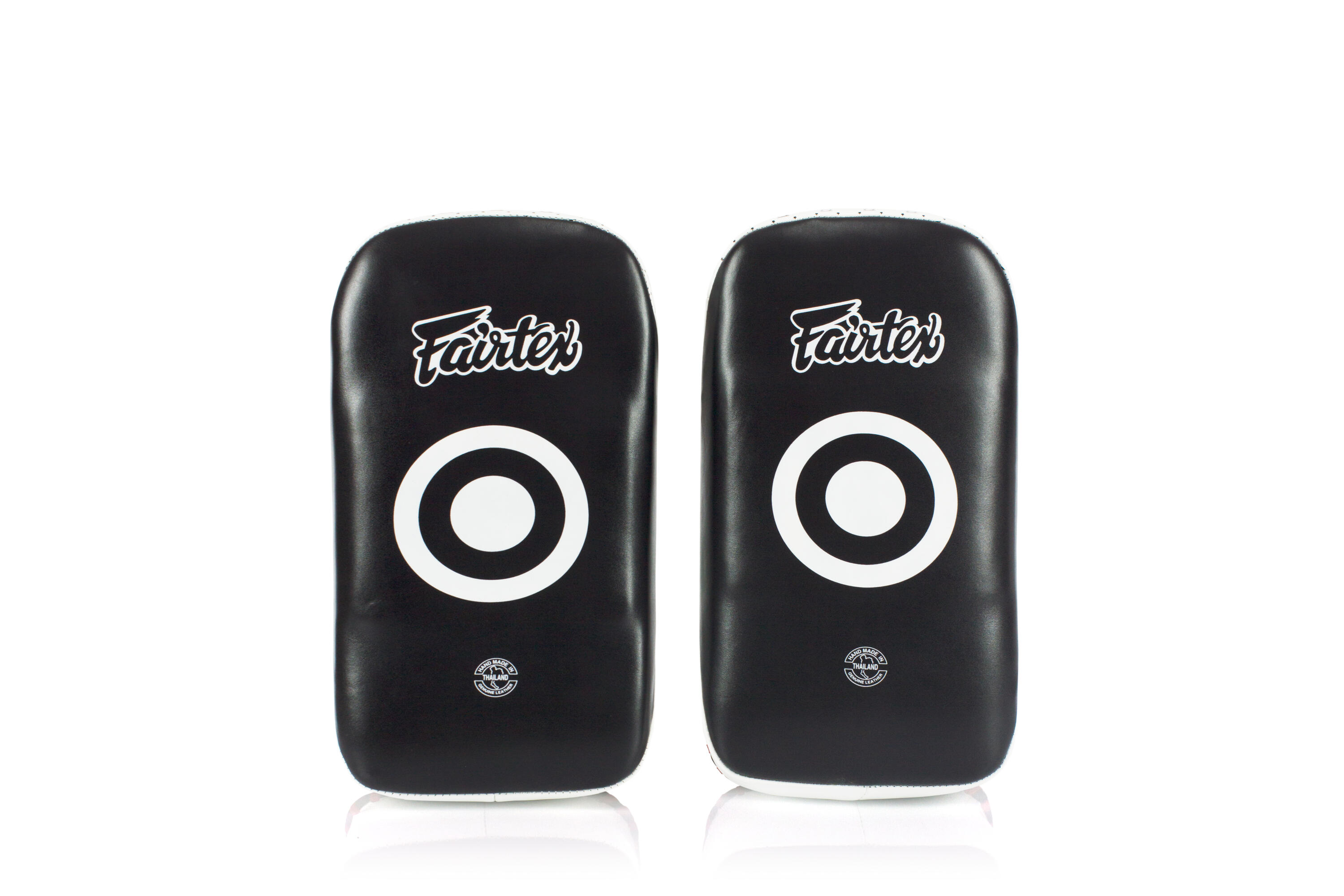 Fairtex Muay Thai Kick Pad - Curved Shape KPLC2 2/5