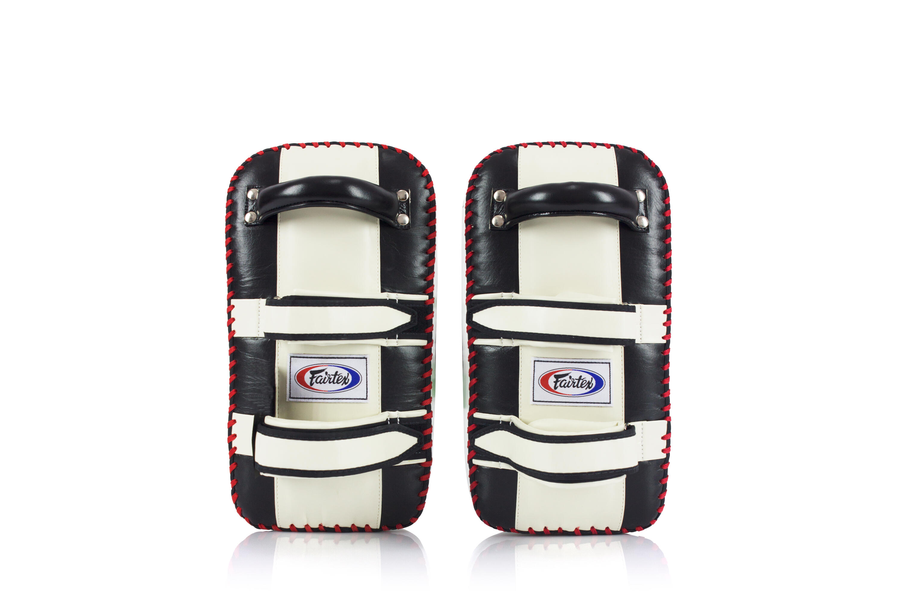 Fairtex Muay Thai Kick Pad - Curved Shape KPLC2 4/5