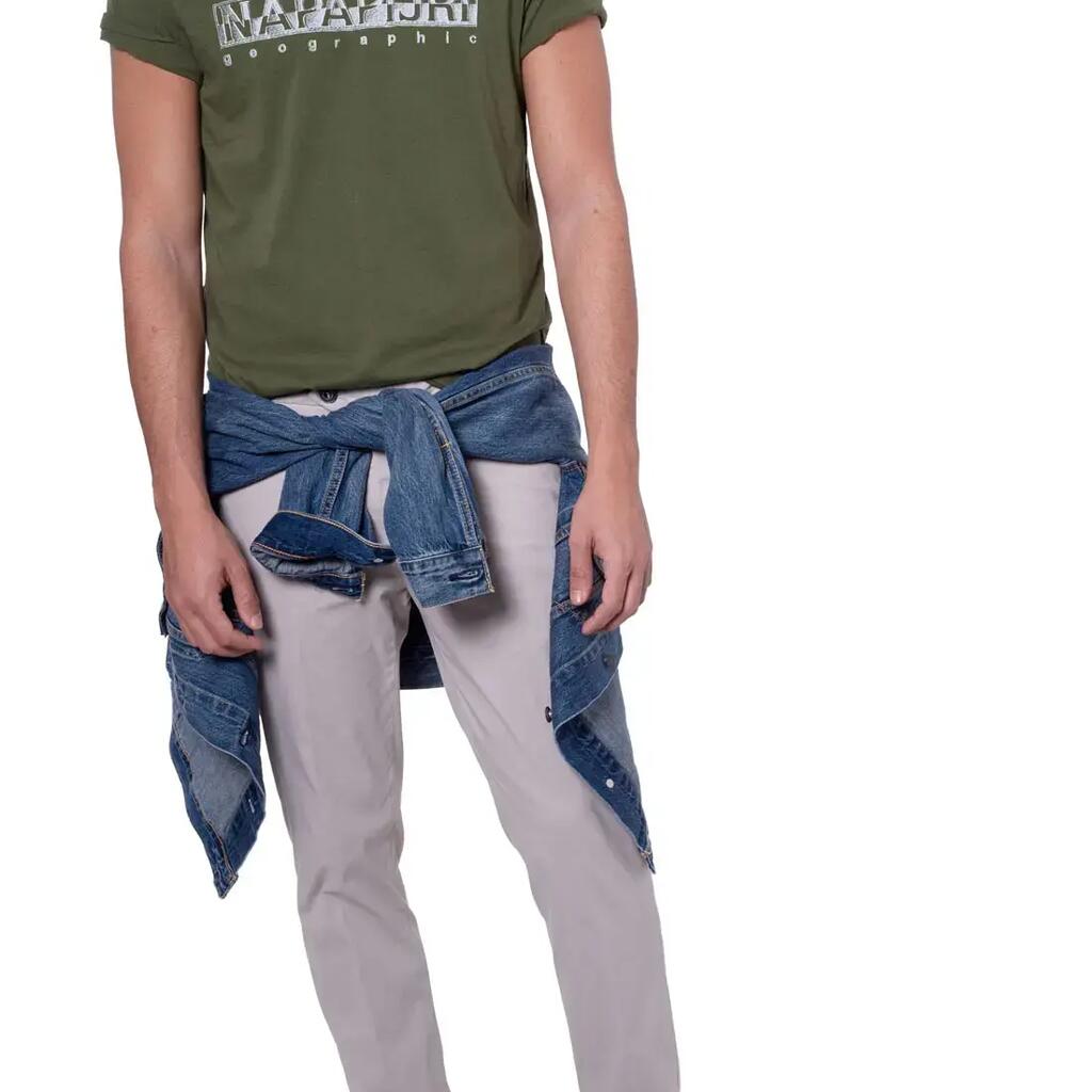 GREEN