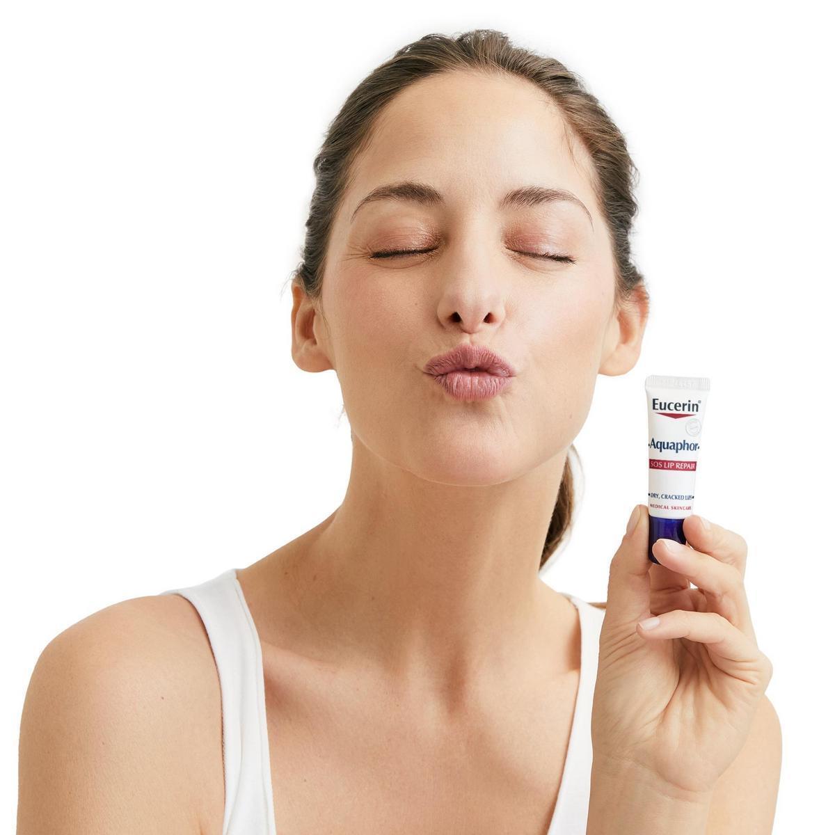 EUCERIN Aquaphor SOS Regenerador Labial 10ml 6/7
