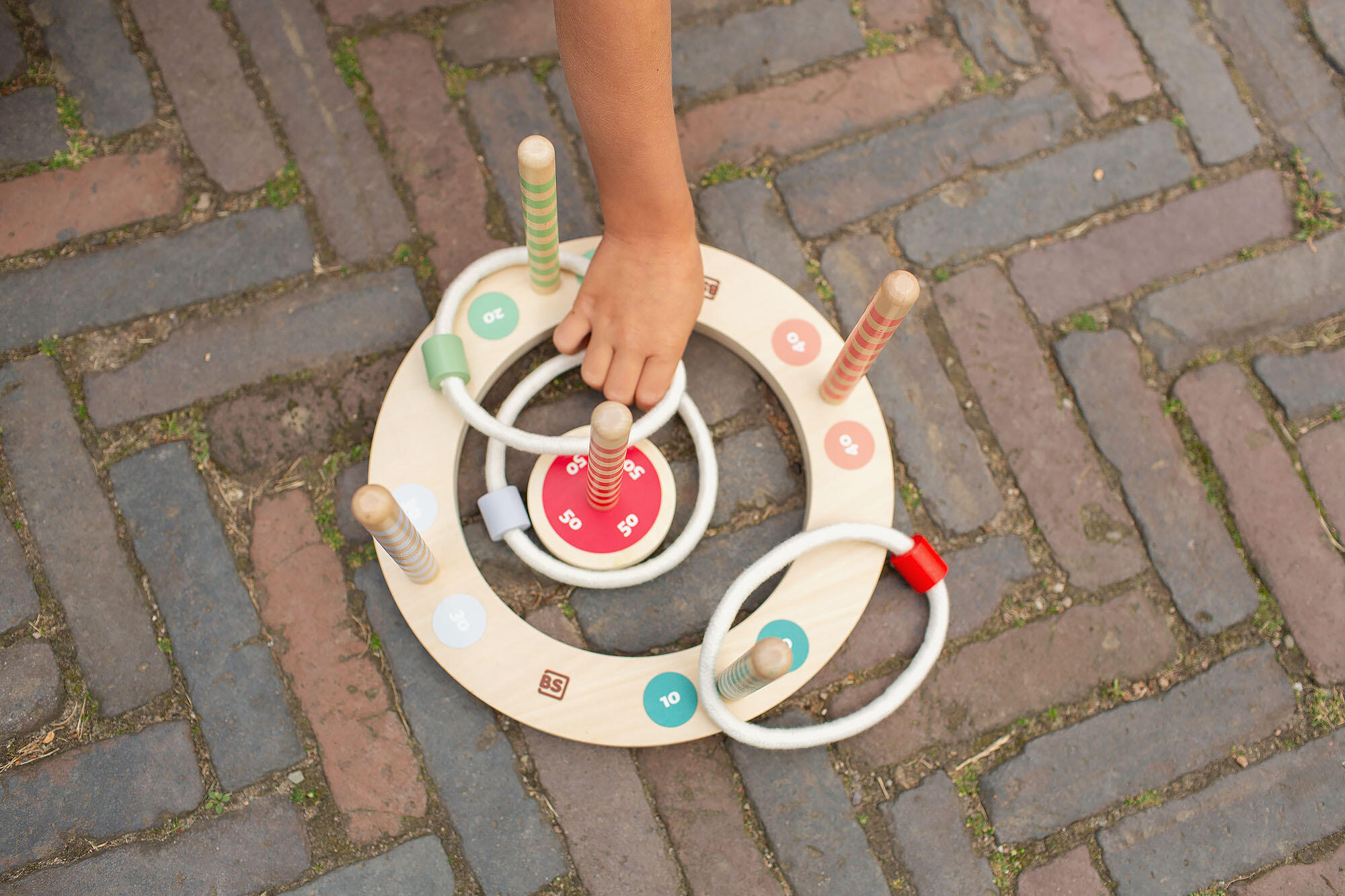 Ringwerpen Werpspel - Buitenspeelgoed voor kinderen vanaf 4 jaar - Ring Gooien Ringwerpen Werpspel - Buitenspeelgoed voor kinderen vanaf 4 jaar - Ring Gooien