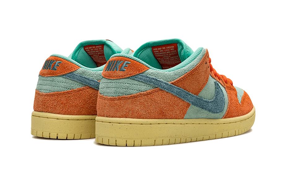 SB Dunk Low Orange Emerald Rise 2/4