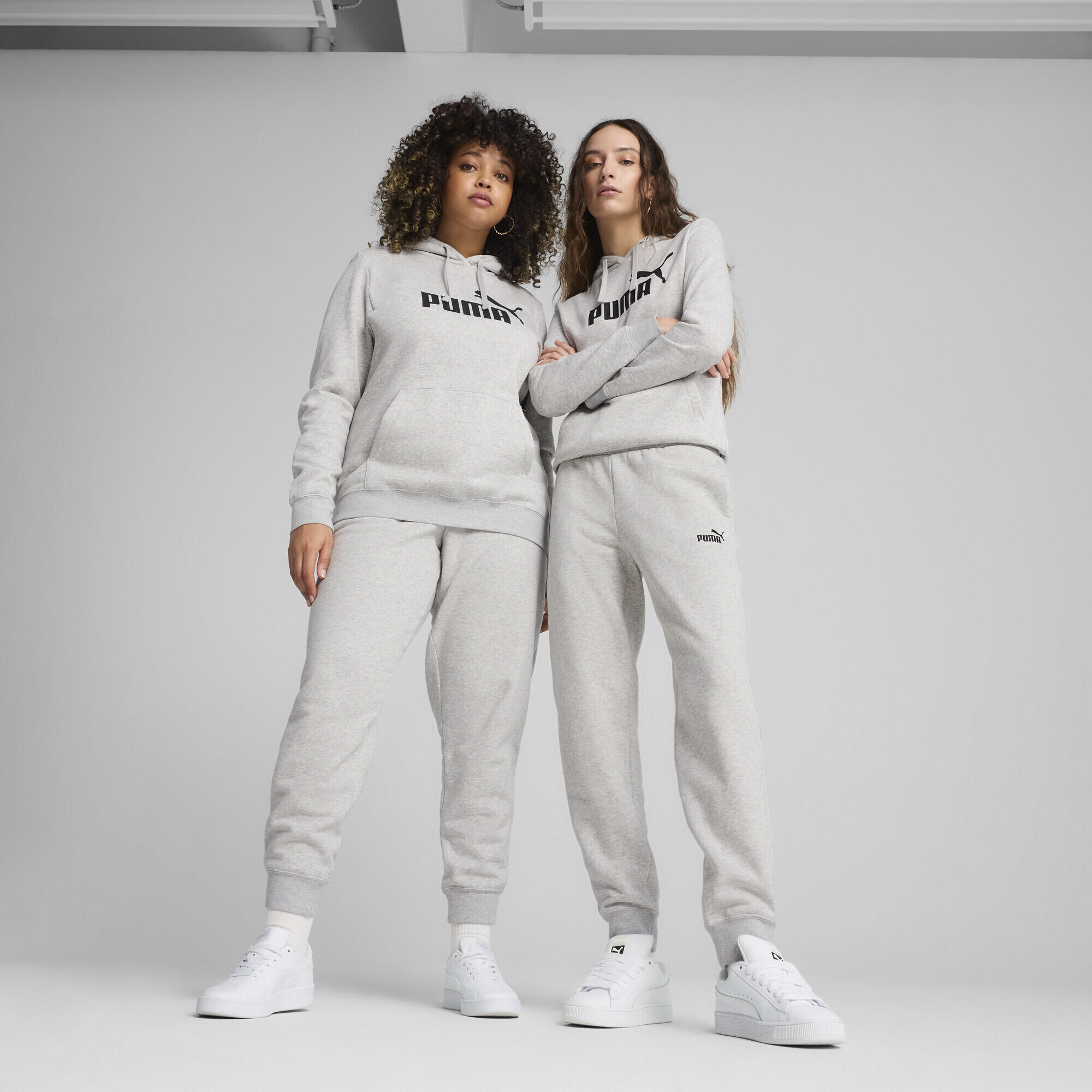 Essentials Small No. 1 Logo Sweatpants Women PUMA 2/6