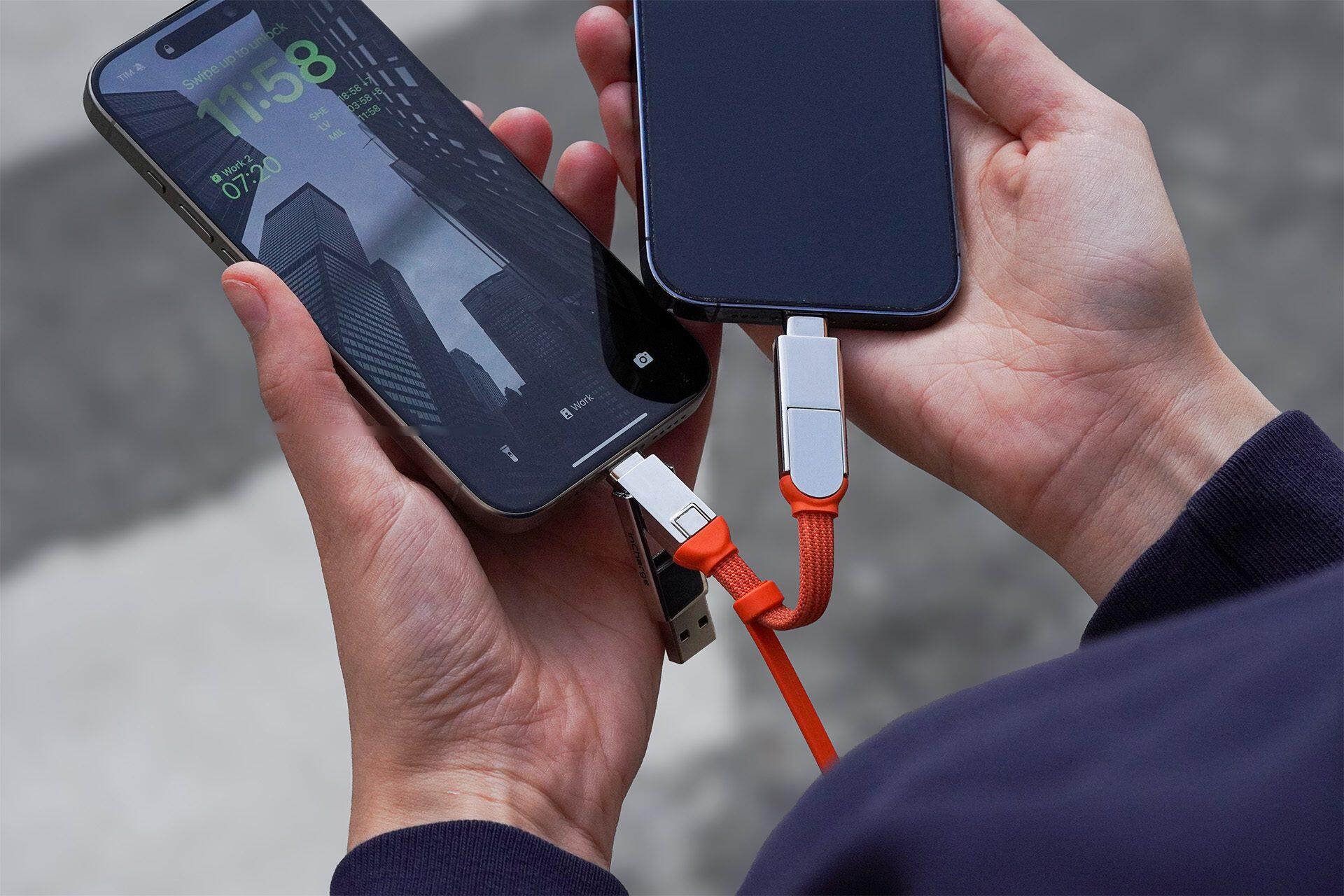 inCharge XS - Cavo di ricarica USB-C - 4-in-1 - 240W - Arancione 2/6