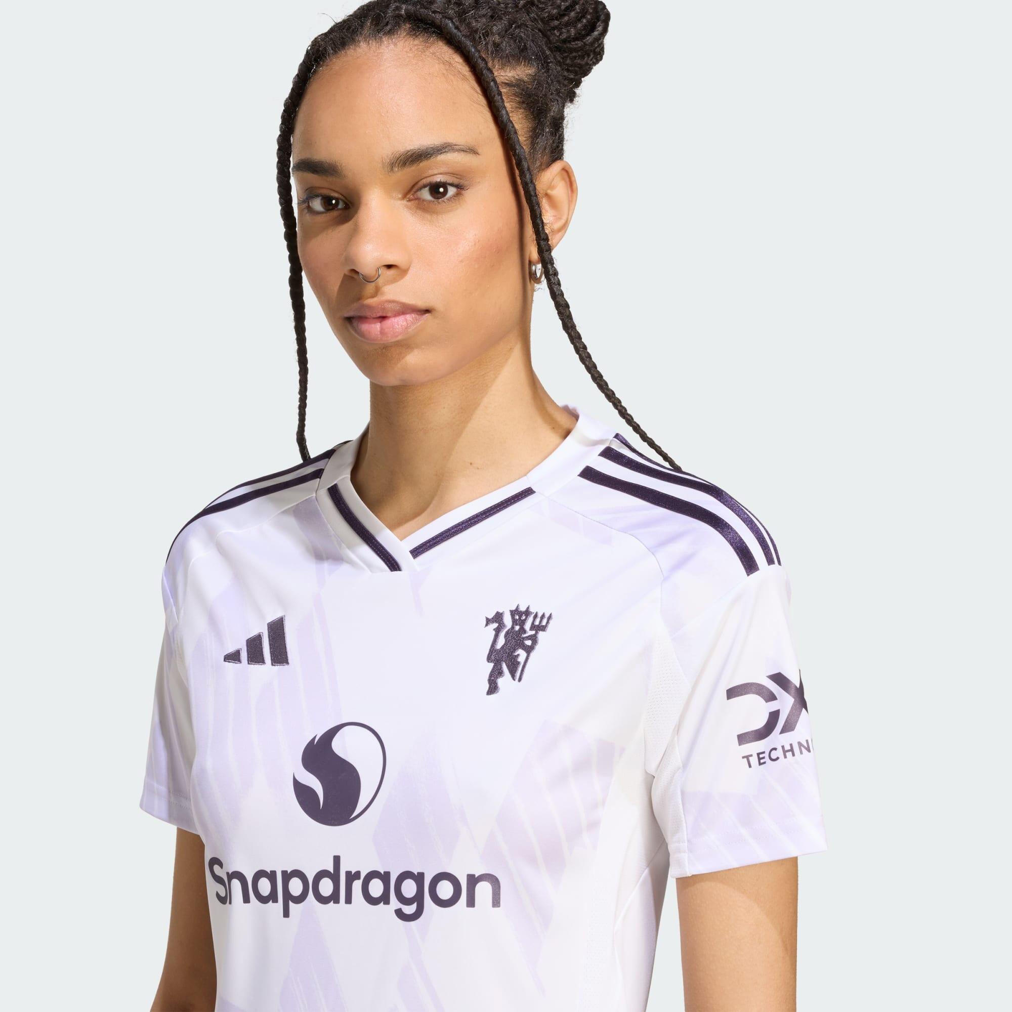 Manchester United 25/26 Away Jersey 4/6