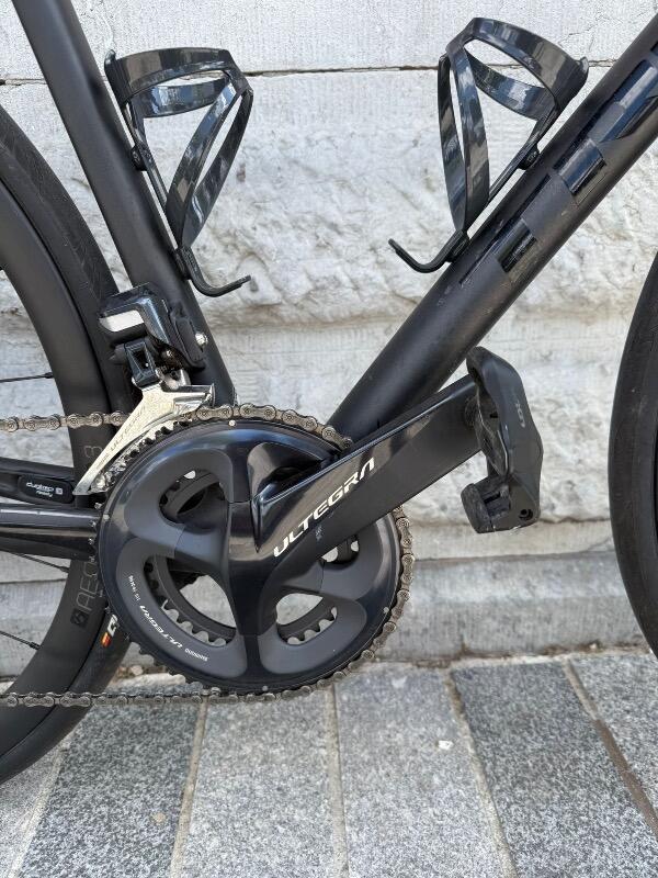 Entre Particuliers - Vélo de route Trek ultraléger série 700 Carbone 3/6