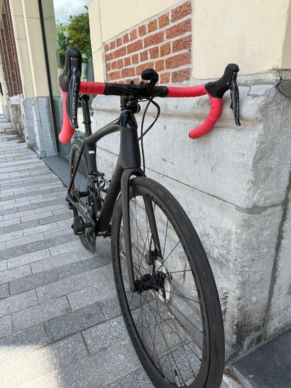 Entre Particuliers - Vélo de route Trek ultraléger série 700 Carbone 2/6