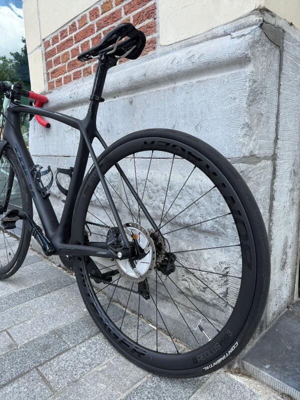 Entre Particuliers - Vélo de route Trek ultraléger série 700 Carbone 5/6