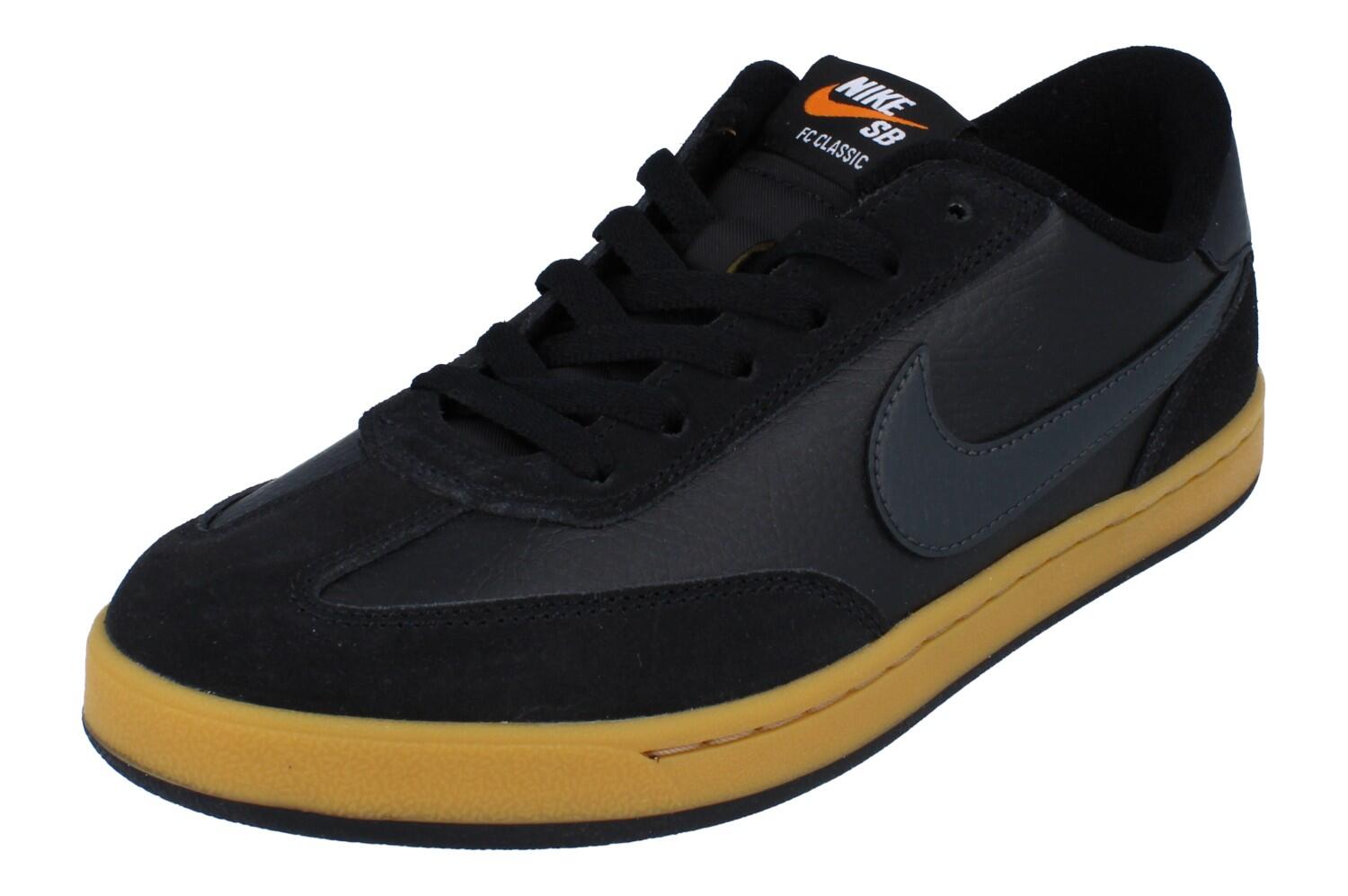 NIKE picture